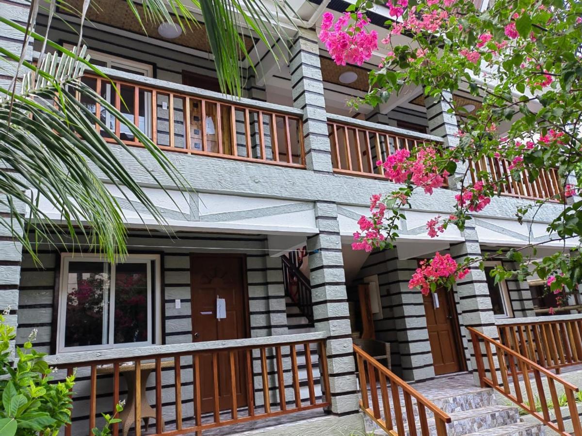 Nigi Nigi Too Beach Resort Balabag  Экстерьер фото