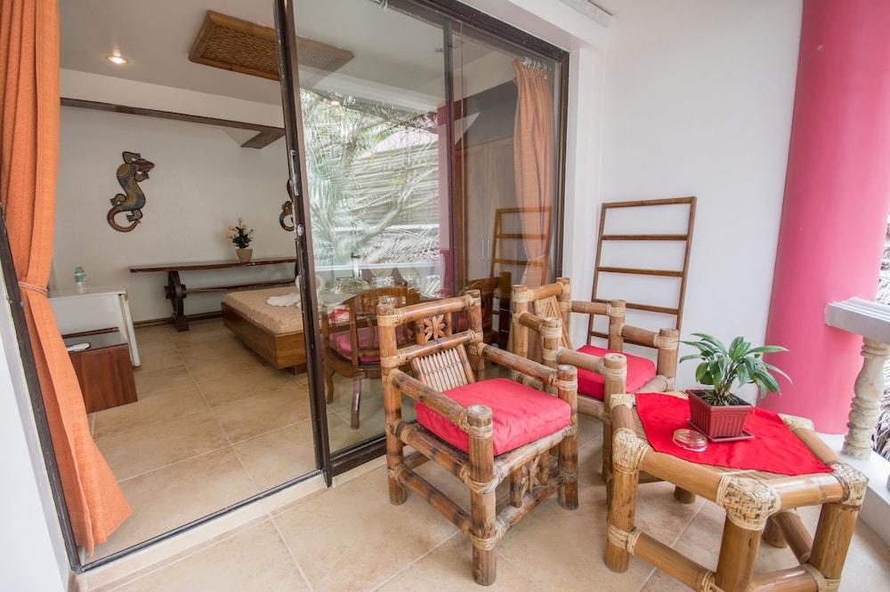 Nigi Nigi Too Beach Resort Balabag  Экстерьер фото