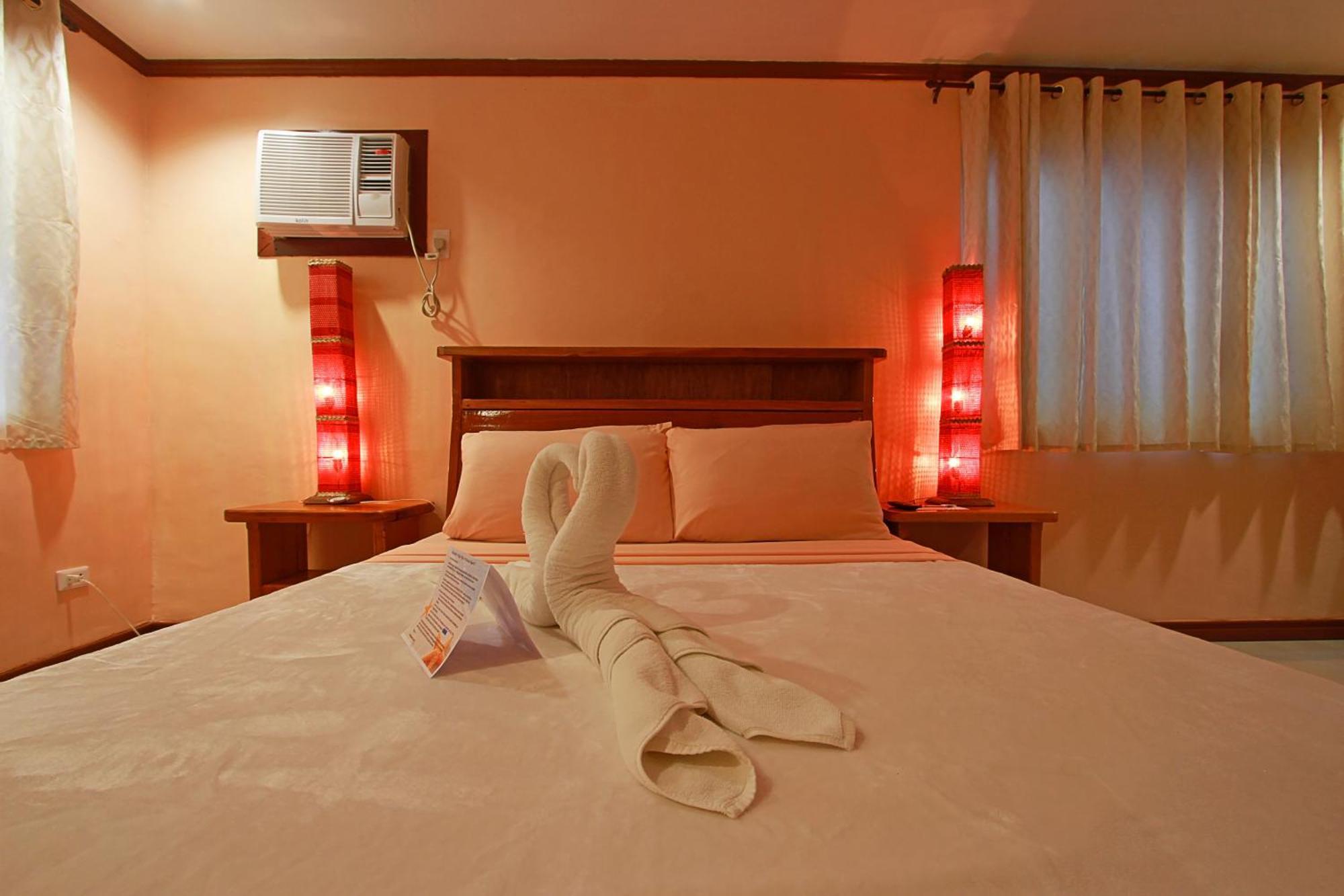 Nigi Nigi Too Beach Resort Balabag  Экстерьер фото