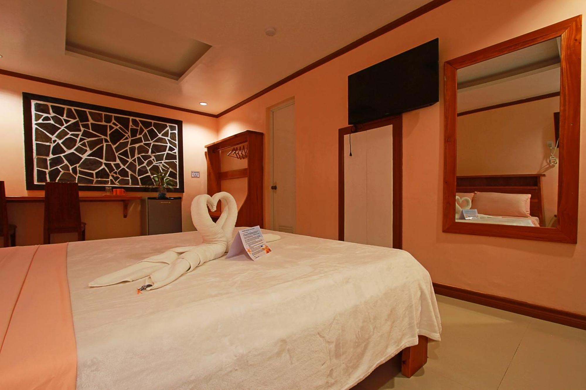 Nigi Nigi Too Beach Resort Balabag  Экстерьер фото